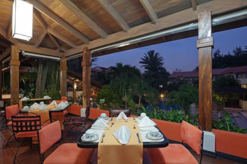 Restaurant, Country Inn & Suites by Radisson, San Jose Aeropuerto, Costa Rica in Heredia