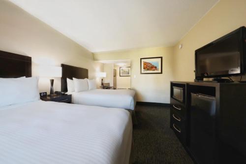 1 double bed