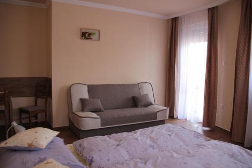 Apartment with Balcony image 9