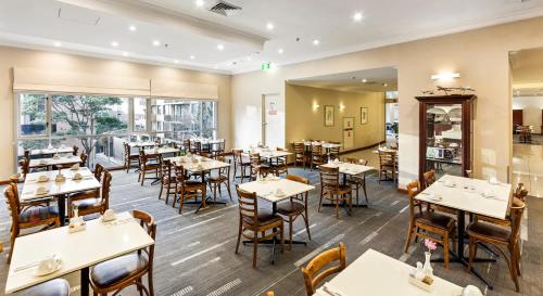 The Sydney Boulevard Hotel - image 11