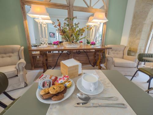  Relais Palazzo Duomo B&B in 80035 Nola
