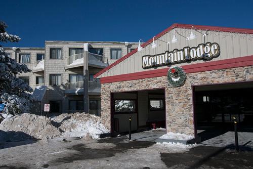 Mountain Lodge - Accommodation - Snowshoe