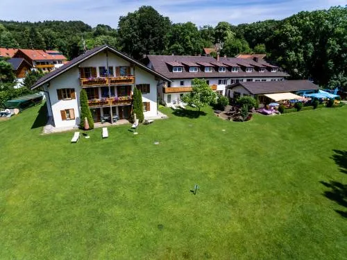 Landhotel Huber am See in Münsing, Deutschland