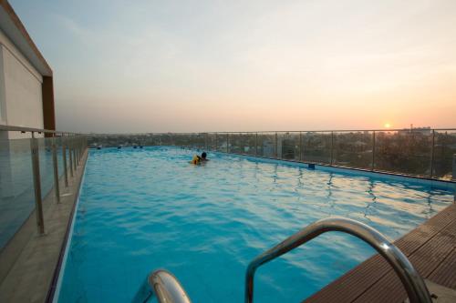 Swimming pool, Shalom Residence Nawala in Nawala Area