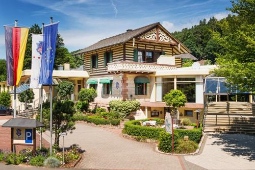 Hotel Villa Marburg im Park - Heigenbrücken