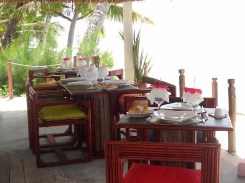 Restaurant, Hotel Club Paradise in Ile Sainte Marie