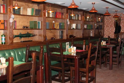 Hotel Ukraine Rivne - image 8