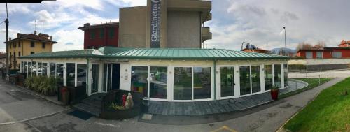  Albergo Giardinetto in Scanzorosciate