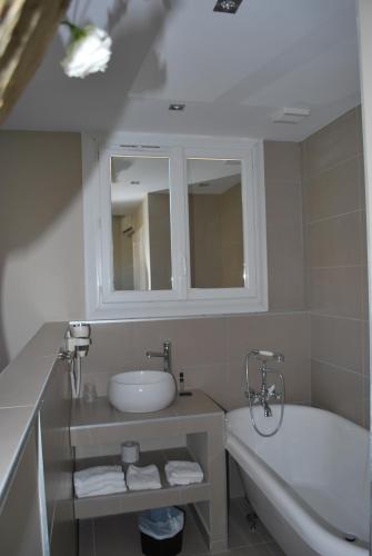 Hôtel St Sernin - image 2