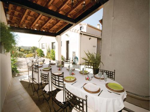Three-Bedroom Holiday home Visan with a Fireplace 07 gîte à louer Richerenches