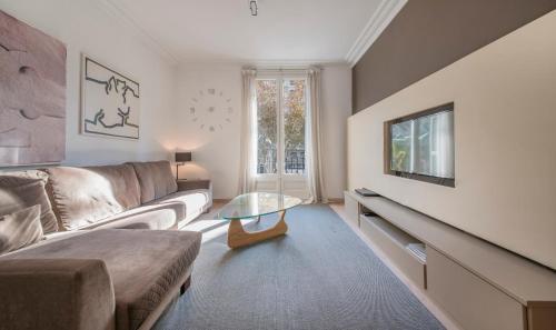 You Stylish Business Apartments - image 3