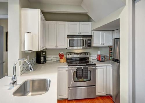 Belltown Court Water View Penthouse - Two Bedroom Apartment Seattle (WA)