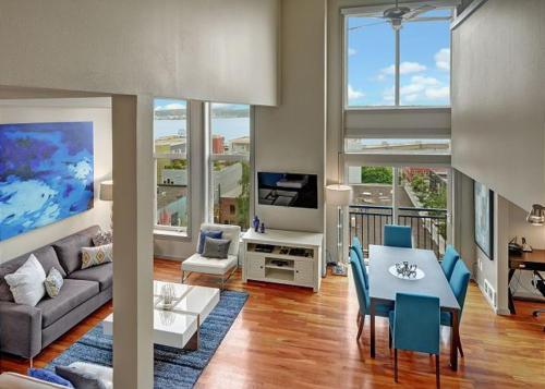 Belltown Court Water View Penthouse - Two Bedroom Apartment Seattle (WA)