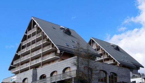 Résidence Goélia Les Chalets de Super-Besse - Hôtel - Besse-et-Saint-Anastaise