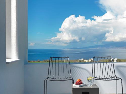  Supreme Suite with Outdoor Hot Tub and Sea View image 2