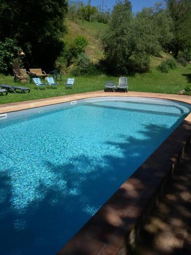 泳池, Agriturismo Frallarenza in 菲庫萊
