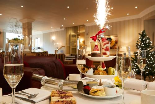 Palm Court Hotel - image 5