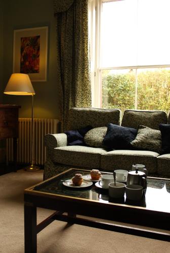 Bank House B and B - image 2