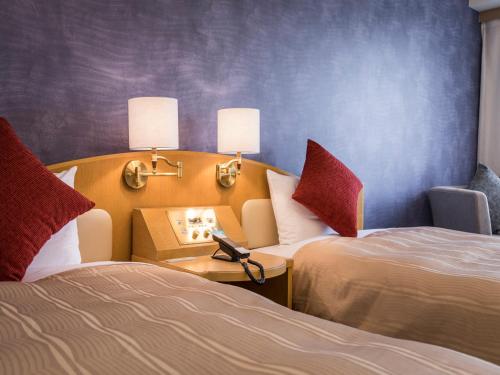 room detail thumbnail 1