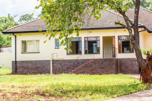 Esterno, Royal Guest House in Harare