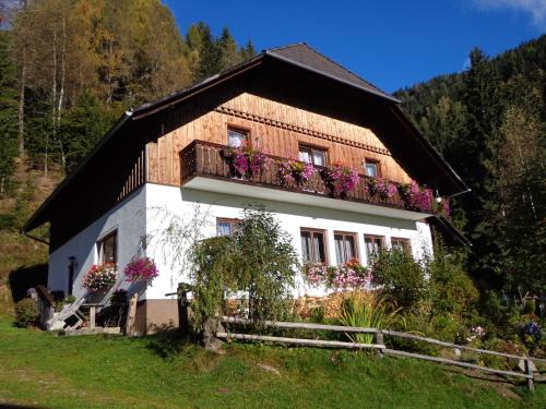 Apartment zum Wasserfall in Schoder