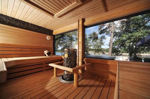 Oprema, Poroholman Lomakeskus in Rauma City Center