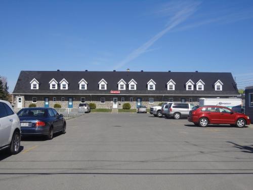 Motel Grande Ile - Accommodation - Salaberry de Valleyfield