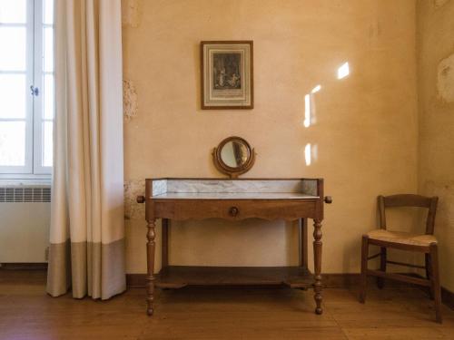 Luxurious Mansion with Swimming Pool in Aquitaine - image 7