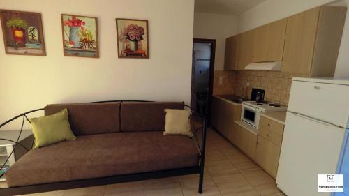  Aliveri Residence Apartments in Aliveri