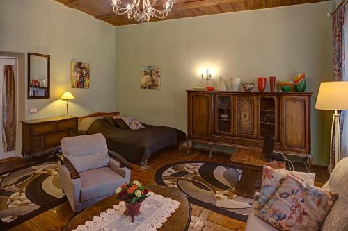Bernardinu B & B House