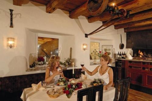 Landhotel Alte Mühle - image 4