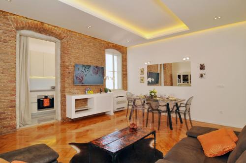 Apartment Barbara Centrum - image 10