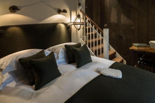 No131 The Promenade - image 3