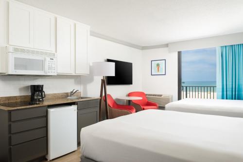 Beach Front Studio with Balcony
