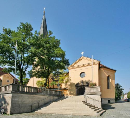 Hotel Biederstein am Englischen Garten - image 9