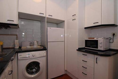 Apartamentos Madrid Alfonso XII 22 - image 6