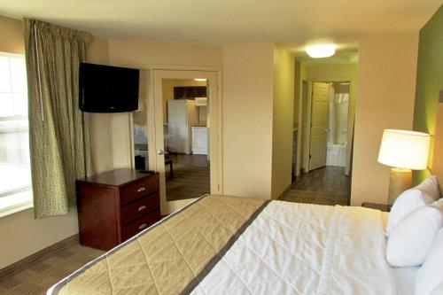 Extended Stay America Suites - Jacksonville - Deerwood Park