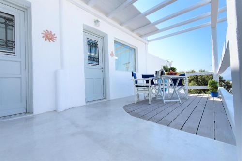 Studio with Balcony room in Melesio Studios Mykonos Town