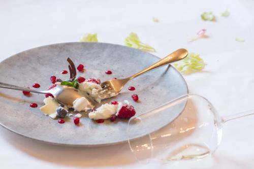 Boutique Hotel U Solné brány - image 13