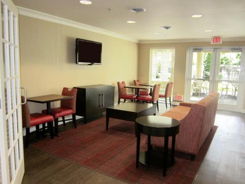 Extended Stay America Suites - Seattle - Everett - Silverlake