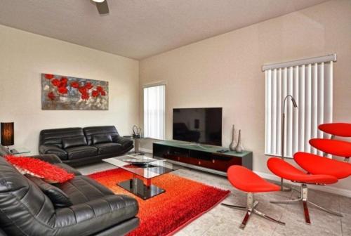 Balmoral Villa 616 - image 2