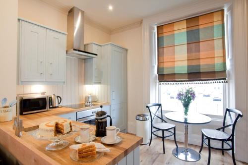 Prestbury Suite image 8