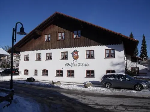 Landhotel Weißes Rössle - Restaurantbetrieb von Donnerstag bis Sonntag in Dietmannsried, Deutschland