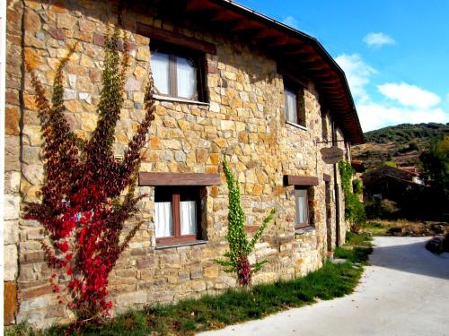  Casa Rural Antaño, Pension in Colle bei Ranedo de Curueño