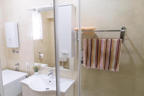 Apartmani Apolon - image 8