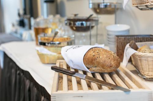 Kinn Hotell Florø - image 5