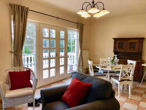 Napostó Pihenőház - Sunnylake Suites - image 4