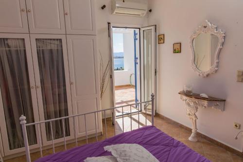 Villa Euphoria in Aegina, A' Marathonas bay