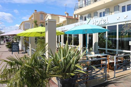 Hôtel du Bord de Mer "Le Vanillé" 4