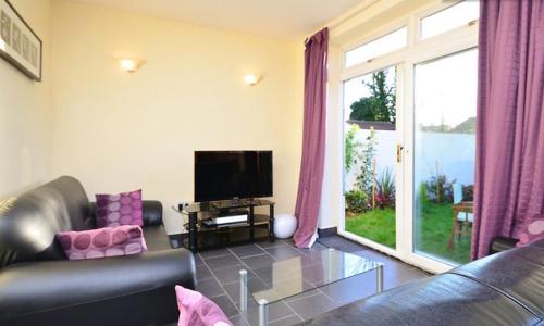 House, North Finchley, London